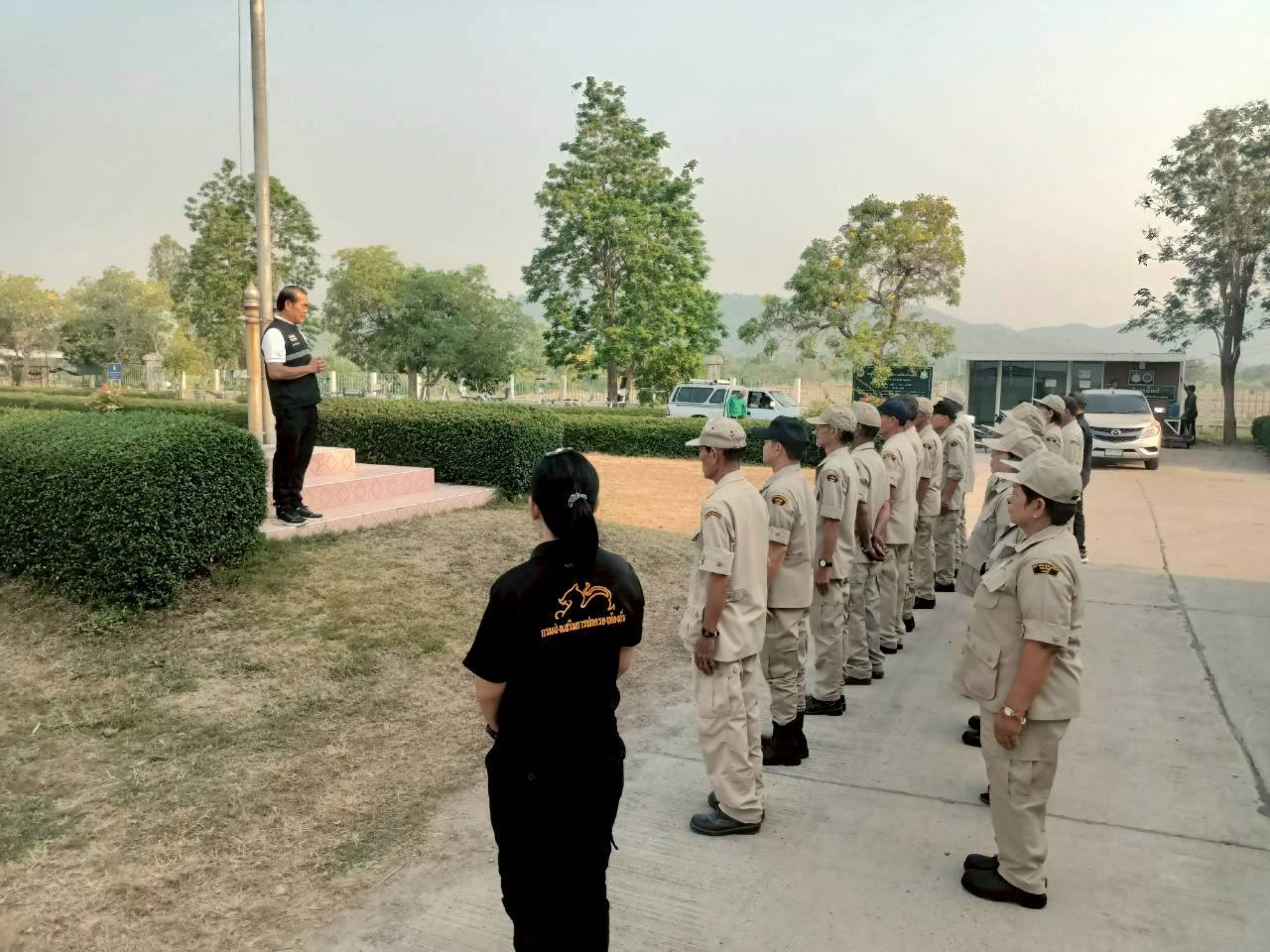 การฝึกทบทวนเพื่อเตรียมความพร้อมในการปฏิบัติหน้าที่อาสาสมัครป้องกันภัยพลเรือน (อปพร.)